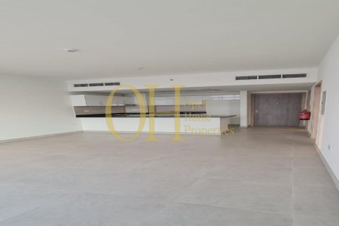 1 bedroom Apartment on the Saadiyat Island, UAE No. 44236 6