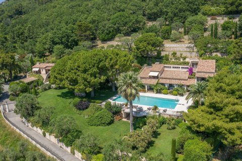 8 bedrooms Villa in Vence, France No. 67898 1