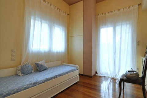 3 bedrooms Apartment in Athens, Greece No. 57336 4