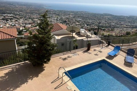 6 bedrooms House in Pegeia, Cyprus No. 37195 5