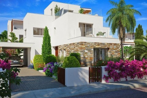 4 bedrooms House in Paphos, Cyprus No. 37278 1