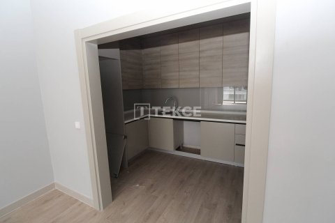 2+1 Apartment in Beylikduezue, Turkey No. 11578 22