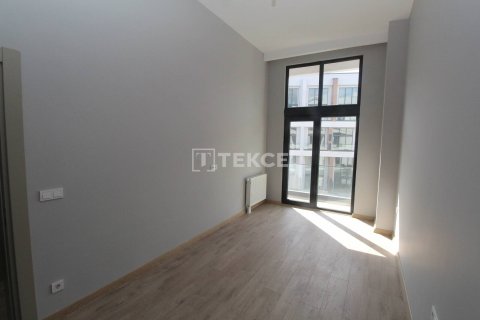 2+1 Apartment in Beylikduezue, Turkey No. 11578 16