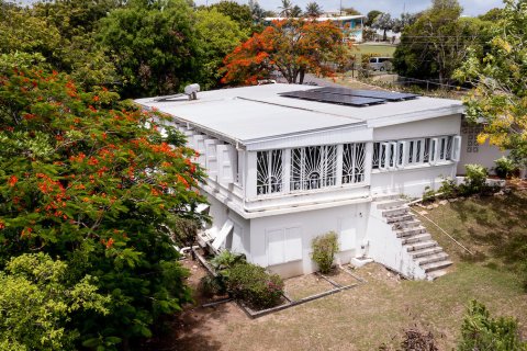 5 bedrooms Villa in Crosbies, Antigua and Barbuda No. 64976 1