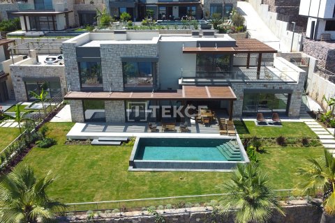 4+1 Villa à Milas, Turkey No. 21955 1