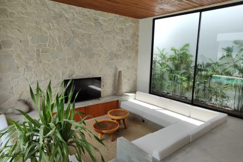 2 bedrooms Villa in Kerobokan, Indonesia No. 23173 4