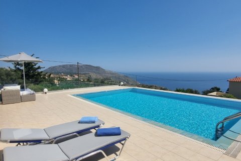 3 bedrooms Villa in Chania, Greece No. 23986 11