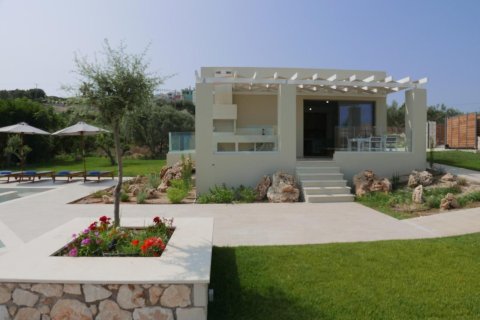 4 bedrooms Villa in Rethymno, Greece No. 23982 10