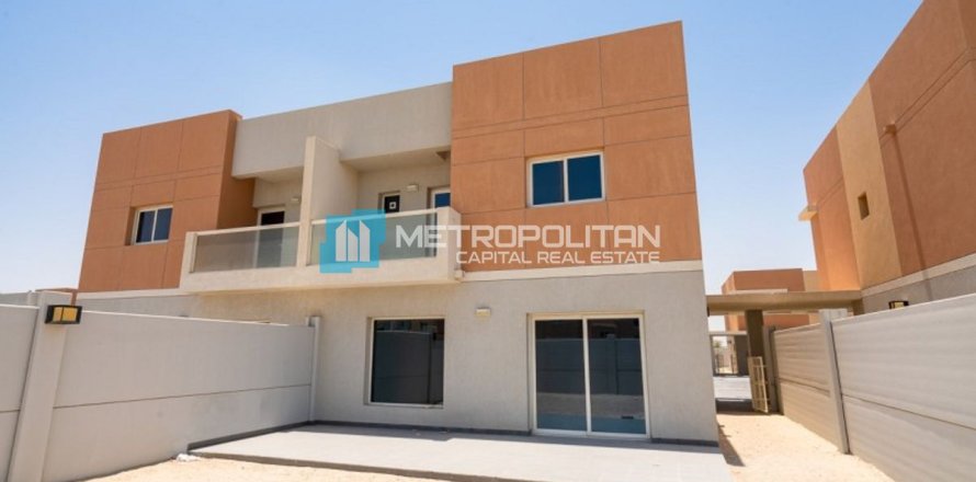 3 bedrooms Townhouse in Al Samha, UAE No. 5332