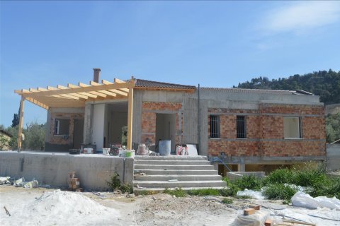 4 bedrooms House in Xylokastro, Greece No. 59223 1