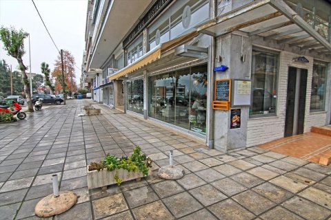 250m² Business in Kalamaria, Greece No. 59623 2