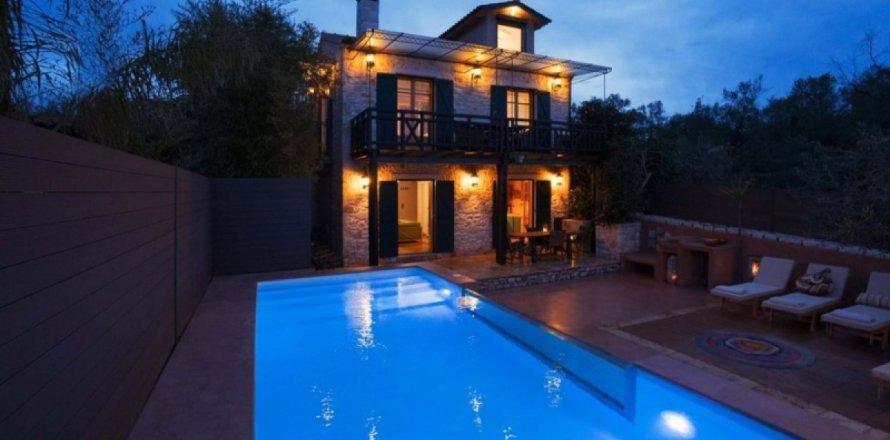 7 bedrooms Villa in Central Macedonia, Greece No. 48810