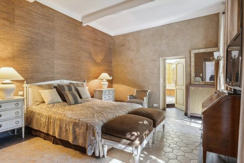 9 bedrooms Villa in Grasse, France No. 68092 5