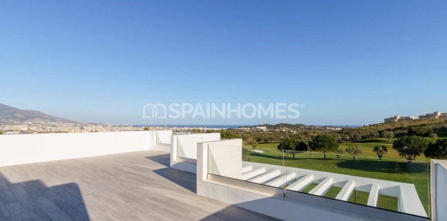 3 bedrooms Villa in Mijas, Spain No. 25693