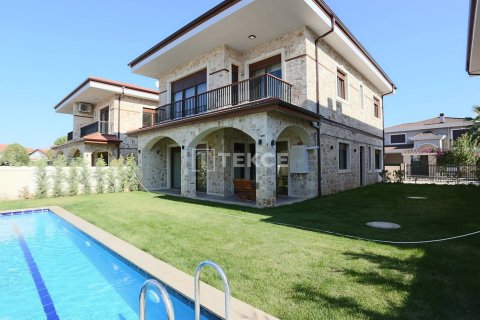 4+1 Villa en Dosemealti, Turkey No. 11781 1