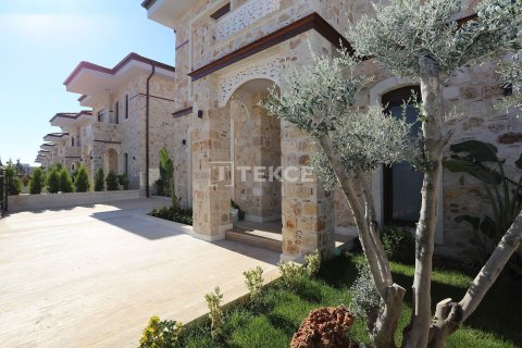 4+1 Villa à Dosemealti, Turkey No. 11781 19