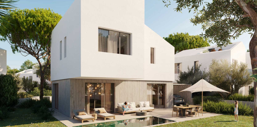3 bedrooms House in Oroklini, Cyprus No. 76770