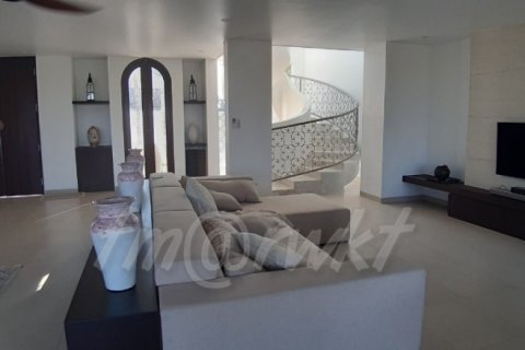 5 bedrooms Villa in Ungasan, Indonesia No. 22924 12