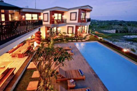 15 bedrooms Villa in South Kuta, Indonesia No. 22916 2