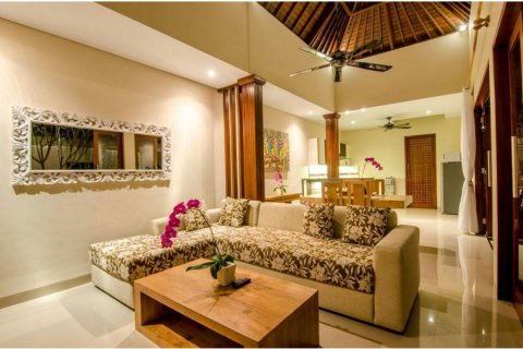 2 bedrooms Villa in Sanur, Indonesia No. 22923 2