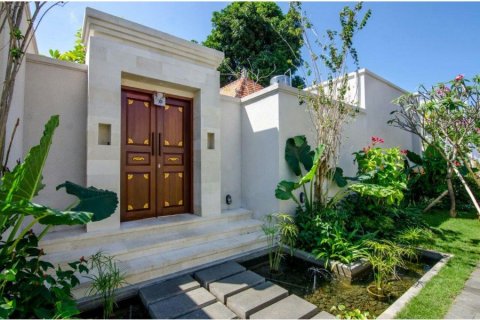 2 bedrooms Villa in Sanur, Indonesia No. 22923 6