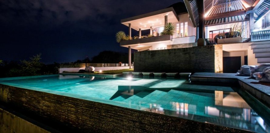 4 bedrooms Villa in Jimbaran, Indonesia No. 22972