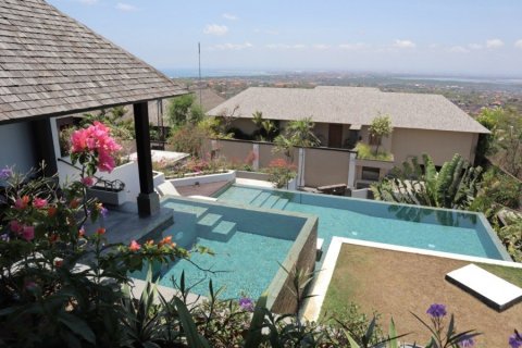 4 bedrooms Villa in Jimbaran, Indonesia No. 22972 24