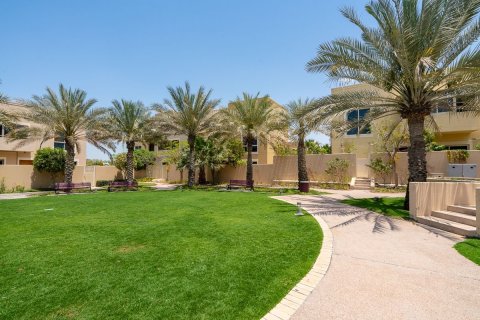 3 bedrooms Townhouse in Al Raha Gardens, UAE No. 6850 2