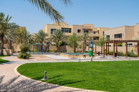 3 dormitorios Townhouse en Al Raha Gardens, UAE No. 6850 1