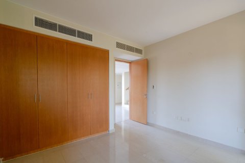 3 dormitorios Townhouse en Al Raha Gardens, UAE No. 6850 12