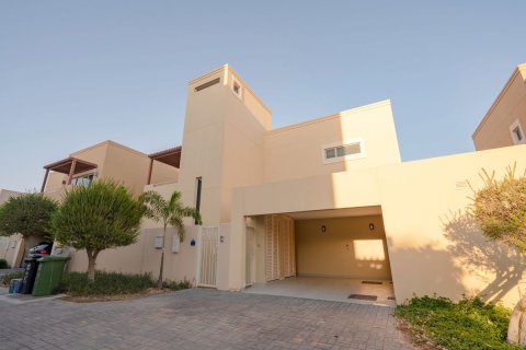 3 dormitorios Townhouse en Al Raha Gardens, UAE No. 6850 16