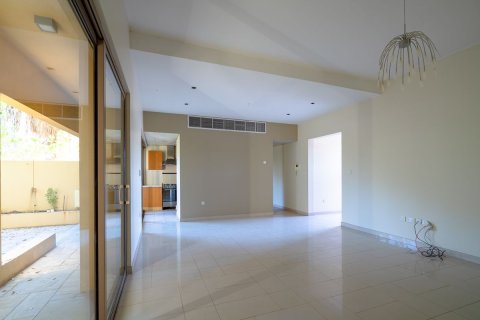 3 dormitorios Townhouse en Al Raha Gardens, UAE No. 6850 3