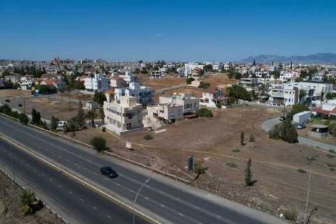 870m² Land à Strovolos, Cyprus No. 42156 3