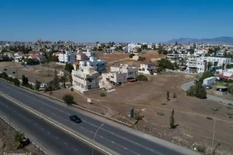 870m² Land in Strovolos, Cyprus No. 42156 3