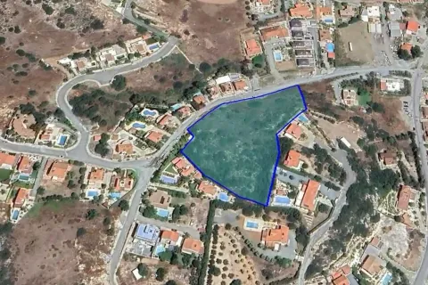 9574m² Land à Pyrgos, Cyprus No. 42152 1