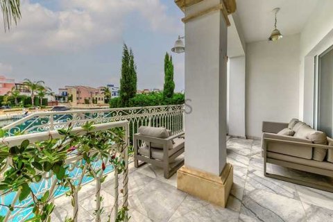 4 bedrooms Villa in Limassol, Cyprus No. 65576 10