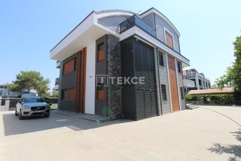 4+1 Villa in Serik, Turkey No. 22099 9