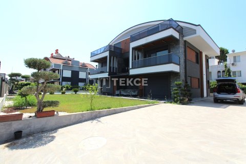 4+1 Villa en Serik, Turkey No. 22099 7