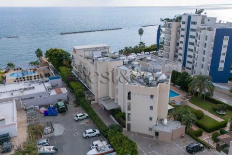 3 dormitorios Apartment en Germasogeia, Cyprus No. 76045 16