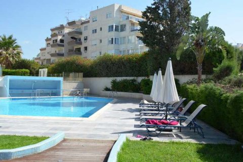 2 bedrooms Apartment in Limassol, Cyprus No. 65933 5