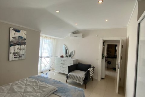 3+1 Penthouse en Oba, Turkey No. 15839 7