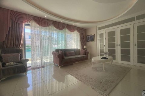 4 rooms Apartment in Kargicak, Turkey No. 21366 27