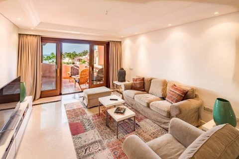 3 dormitorios Apartment en Estepona, Spain No. 25137 6