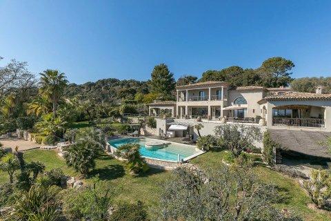 6 bedrooms Villa in Mougins, France No. 73158 2