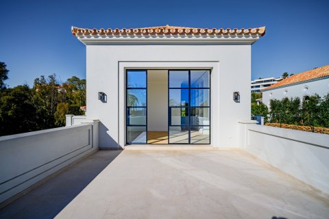 4 chambres Villa à Nueva Andalucia, Spain No. 27303 26