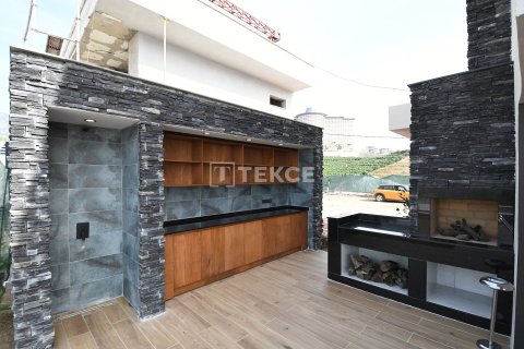 4+1 Villa en Alanya, Turkey No. 53082 12