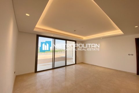 5 bedrooms Villa on the Yas Island, UAE No. 73560 12