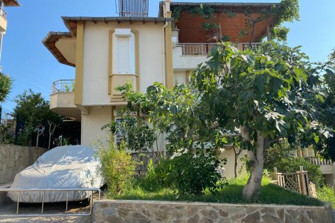 4+1 Villa in Kestel, Turkey No. 13399 16