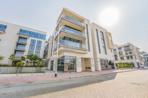 3 bedrooms Apartment in Al Wasl, UAE No. 5747 2