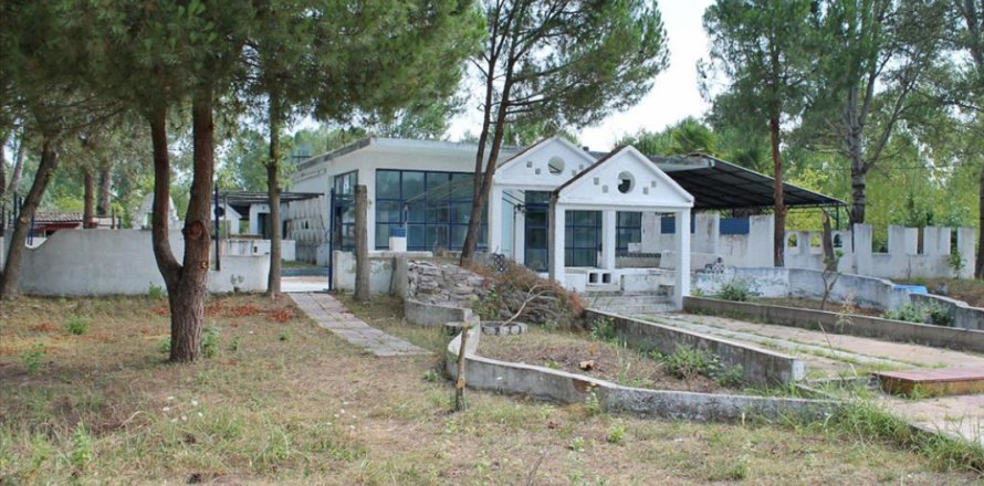 150m² Commercial property in Pieria, Greece No. 49436